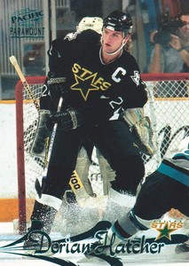 1997-98 Pacific Paramount Hockey Emerald Green #57 Derian Hatcher Dallas Stars