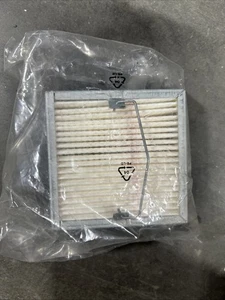 Fleetguard Fuel Filter FS19605 Made In Italy - Picture 1 of 3