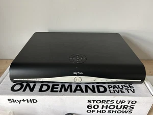 Sky + DRX890W HD 250GB Set Top Box Black/Silver with Remote Controller - Picture 1 of 11