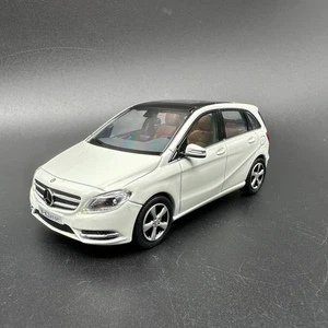 Modellauto Norev Mercedes-Benz B-Class 1:43 - Norev Modell Collection -gebraucht - Bild 1 von 22