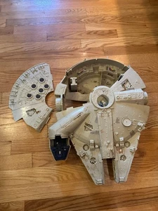 1979 Kenner STAR WARS MILLENNIUM FALCON - incomplete - Picture 1 of 2