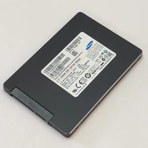 Samsung 256 GB 2.5 Zoll SATA III SSD Internes Solid State Drive - Bild 1 von 2