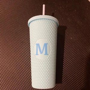 20 Unzen Thermobecher - Modern Expressions Lt Blue Becher M Monogramm Brandneu - Bild 1 von 1