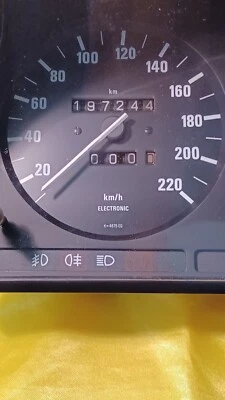 Velocímetro BMW E28 524td año 1987 vintage  Foto 1 de 4