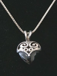 Vintage Sterling Silver Southwestern Heart Pendant Necklace. Make Offer! #2016 - Picture 1 of 5