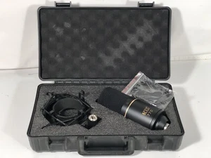 MXL 770 Condenser Microphone and Shock Absorber XLR Input - Picture 1 of 10