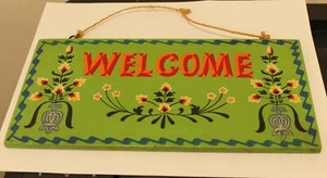 Letrero de “Bienvenido” con cuerda y gancho para colgar pintado a mano 10 X 5 pulgadas - Imagen 1 de 2