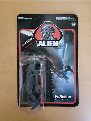 Figura de acción Super7 ReAction The Alien de 4,25 pulgadas  Foto 1 de 2