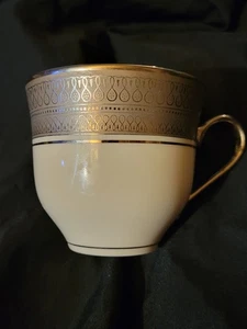 PICKARD ST. MORITZ Teetasse, Deko Silber mit ELFENBEIN HINTERGRUND Made In USA   - Bild 1 von 3