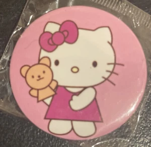 Hello Kitty Badge Brand New - Picture 1 of 2
