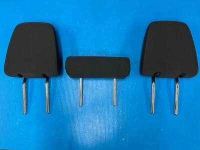 Chevrolet Silverado 2019-2024 doble cabina reposacabezas trasero izquierdo y derecho y centro negro Foto 1 de 4