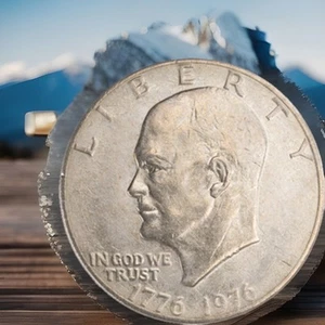 1976-D Type 2 Eisenhower Dollar Choice BU Ike US Mint Coin FAST SHIPPING - Picture 1 of 8