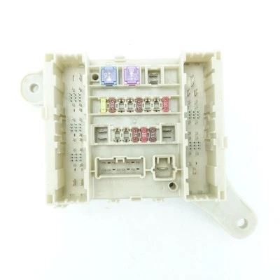 2011 2012 2013 Honda Odyssey Rear Quarter Panel Fuse Junction Box - Image 1 of 4