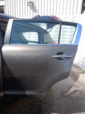 10-15 KIA SPORTAGE MK3 5 DOOR COMPLETE REAR PASSENGER SIDE BROWN SAND TRACK D5U - Image 1 of 4