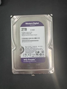 Disque dur interne SATA WD Violet 2 To Surveillance HDD 3,5" WD23PURZ - Photo 1/1