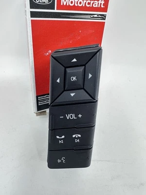 NUEVO Interruptor de control del volante derecho Motorcraft SW-7392 Expedition 2015-2017 Foto 1 de 4