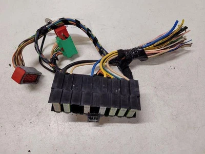 Cassetta fusibili CITROËN C3 I FC P4M206803 1.6 benzina 81kw 2005 27049905 - Immagine 1 di 4