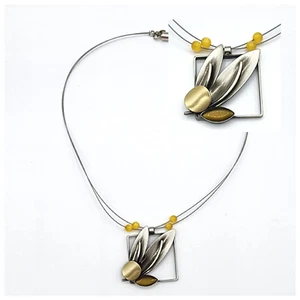 Chirstophe Poly Yellow Cat Eye Beads Abstract Flower Square Wired Necklace - Picture 1 of 7