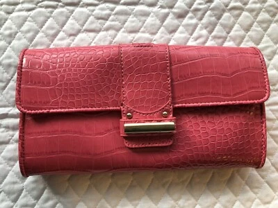 Ann Taylor Loft Nuevo Rosa Imitación Cuero Caimán Bolso sin asas Cartera Magnética Solapa a Presión Foto 1 de 4