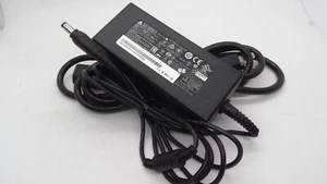 NUEVO Adaptador de CA 12V 4.16A 50W Delta ADP-50YH Fuente de Alimentación 5.5 mm para ELO, LED - Imagen 1 de 1