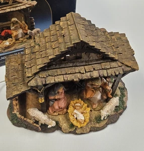5-piece Fontanini 5" Heirloom Village Stable Nativity #54311 Lighted Fireplace - Picture 1 of 20