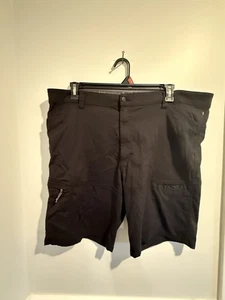 Wrangler All Terrain Gear Herren schwarz Outdoor Cargo Utility Shorts Gr. 40 - Bild 1 von 11