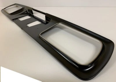 DATSUN S30Z 240Z Modelo Temprano Cola Única Decoración Trasera Panel Trasero Lámpara Trasera Panel Foto 1 de 4