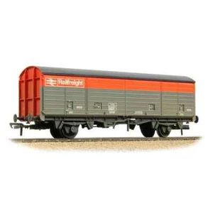 Bachmann 38-144C BR VDA Van BR Railreight Red & Grey (Weathered) NEW - Picture 1 of 1