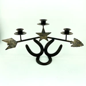 Rustic Candle Holder Western Horseshoe Arrow Star Design Dark Metal 16.5W x 8"T - Imagen 1 de 12