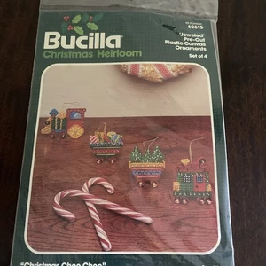 Vintage Neu Bucilla Weihnachten Erbstück Ornamente Kit 60615 Choo Choo Zug Set - Bild 1 von 5