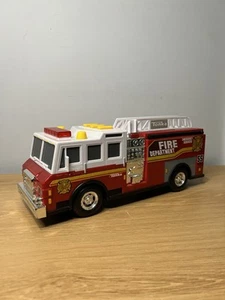 Tonka Fire Dept Truck Ladder Lights & Sound Like New, - 2014 NIB - Aerial Ladder - Picture 1 of 9