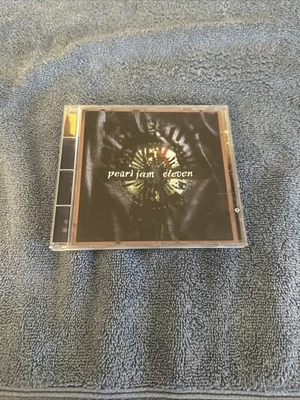 Import Cd Pearl Jam “Eleven” Germany Nirvana Soundgarden - Image 1 of 4