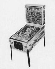 Máquina De Pinball Na Icônica Terra Dos Sonhos Em Margate Imagem Editorial  - Imagem de lazer, retro: 206750005