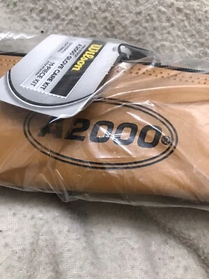 Wilson A2000 Pro Stock 11-Piece baseball glove care kit Fix & repair laces - Image 1 of 4