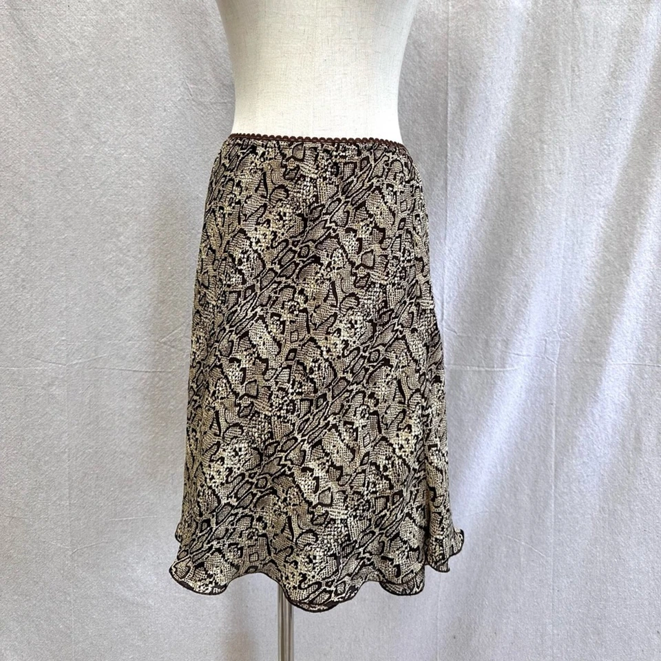 Falda Briggs Y2K piel de serpiente estampado volantes dobladillo en capas talla mediana hasta la rodilla Foto 1 de 4