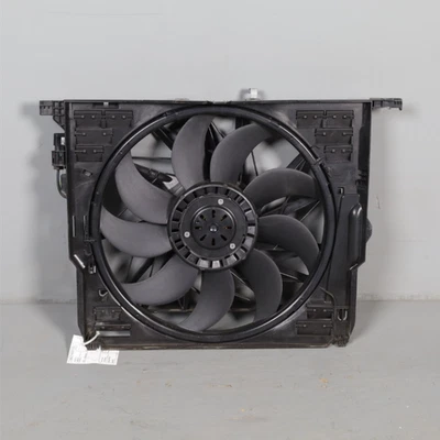 2011-2015 BMW 550i 650i 750i Radiator Fan 850 Watt 17428509743OEM Used Foto 1 de 4
