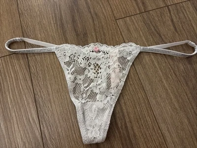 Victoria's Secret трусики V струнных инструментов трусики Dream Angels серый кружевной блестящий маленький новый - Изображение 1 из 4