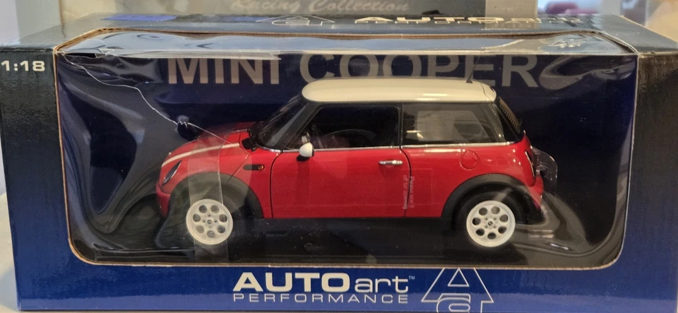 1/18 Autoart BMW Mini Cooper Diecast Model Red W/White Stripes *READ* - Image 1 of 4