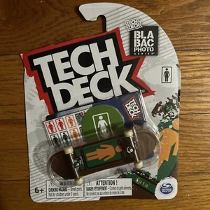 Tech Deck Ragazza BLA BAC Serie Foto Rarissima Tastiera Skateboard 2023 - Foto 1 di 2