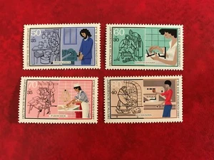 GERMANY BRD FRD MNH 1987 YOUTH IN INDUSTRY PLUMBER DENTIST BUTCHER BOOKBINDER - Picture 1 of 1
