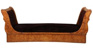 19th Century French Charles X Burled Walnut Daybed - Picture 1 of 12