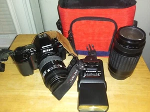 Nikon AF N8008 Film Camera with a Nikkor 35-135mm 1:3.5-4.5 Lens - Picture 1 of 6