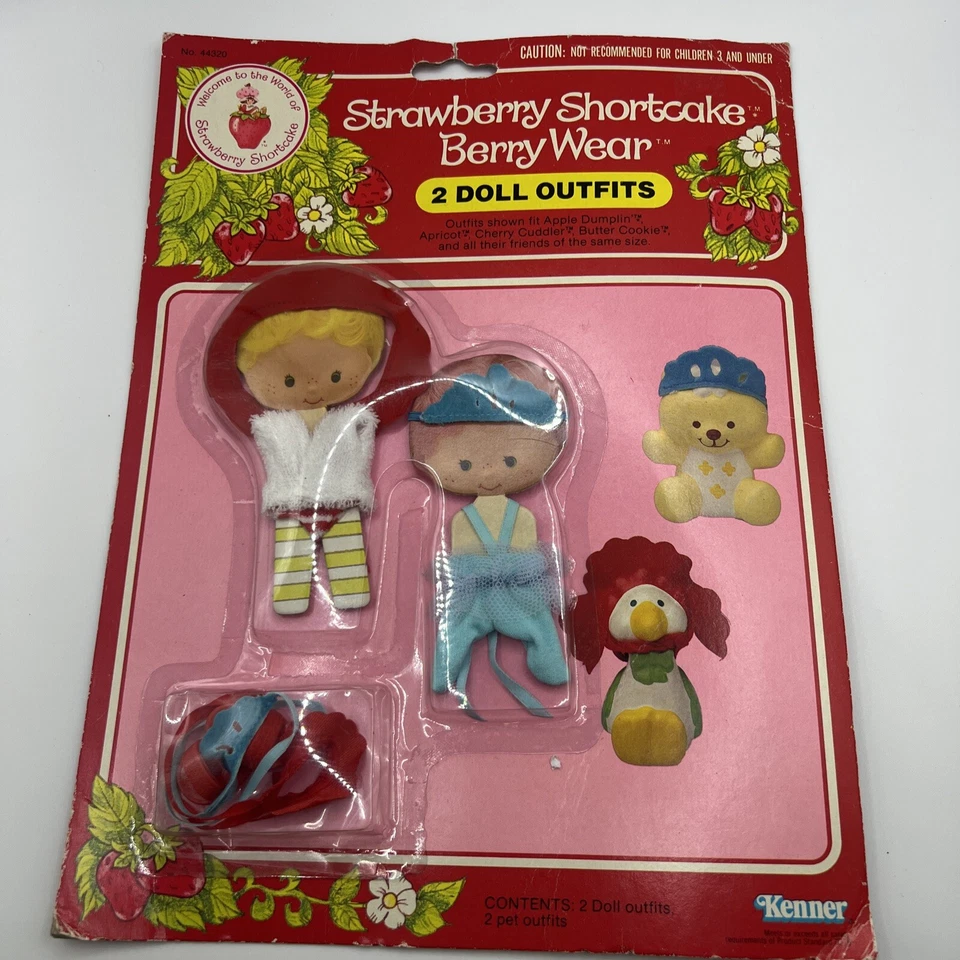 1982 Strawberry Shortcake MOC Berry Wear 2 Doll Clothes Outfits 43710 Kenner