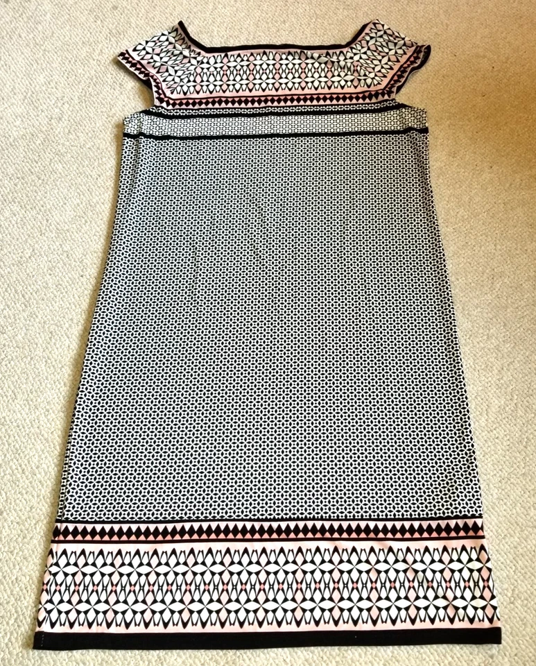 Vestido Mujer-STUDIO M/MAX STUDIO-rosa/blanco/negro estampado geométrico cambio-S Foto 1 de 4