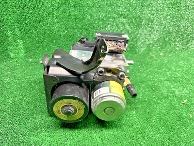 2006-2011 Lexus GS450h GS460 ABS Anti Lock Braking Module ACTUATOR 44510-30300 - Image 1 of 4