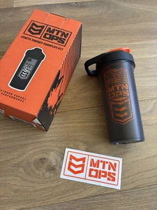 MTN OPS Blender Shaker Pre-Workout Proteinflasche schwarz orange & Vinyl Aufkleber neu - Bild 1 von 6