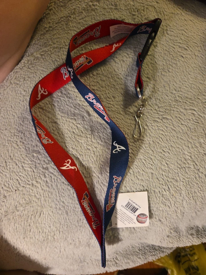 Atlanta Braves MLB Lanyard Keychain & ID Holder  - Image 1 of 1