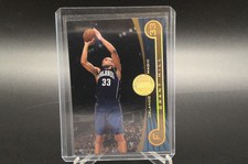 Grant Hill 2005-06 Topps First Row Gold #57 Magic Pistons /325 HOF