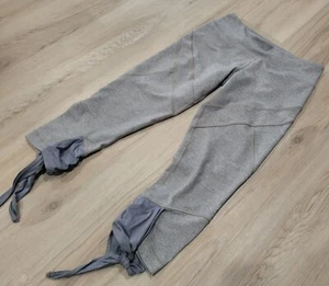 Womens (6) Nice! Gray- Lululemon Tie Bottom- Cropped Leggings- Elastic Waist - Picture 1 of 9