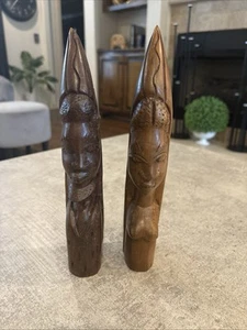 Estatua africana vintage de hombre y mujer tallada a mano escultura de madera hecha en Ghana B1 - Imagen 1 de 4